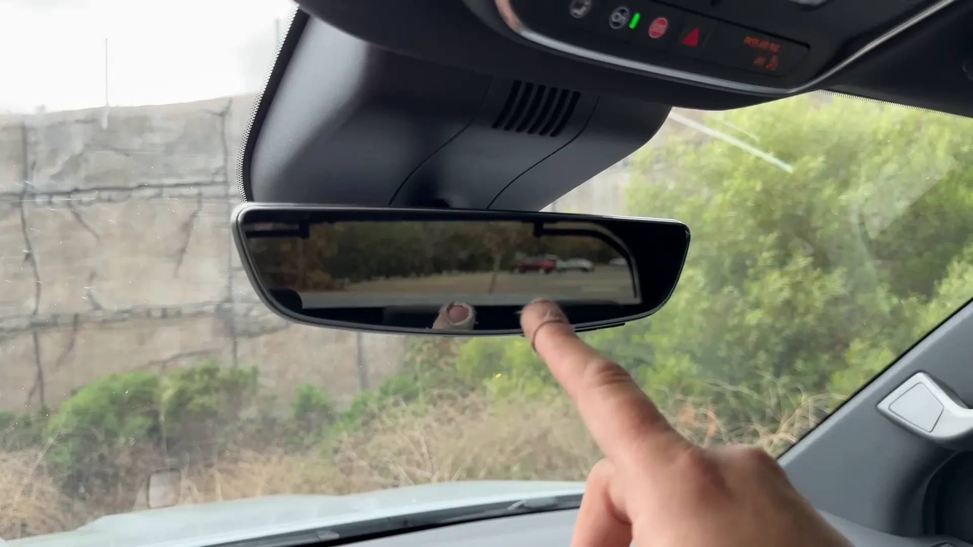 Rearview mirror with camera display mode