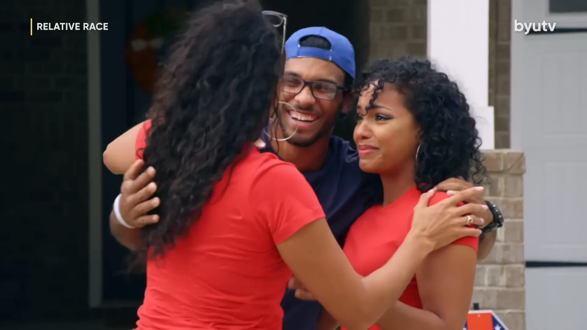 Adeo tells Maria 'I am your brother', the first heartfelt moment of the reunion.