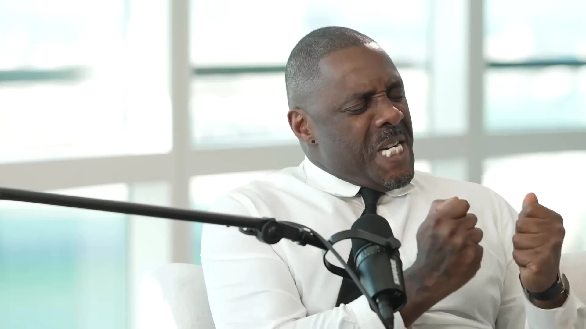 Idris recalling getting his driver's license in the U.S.
